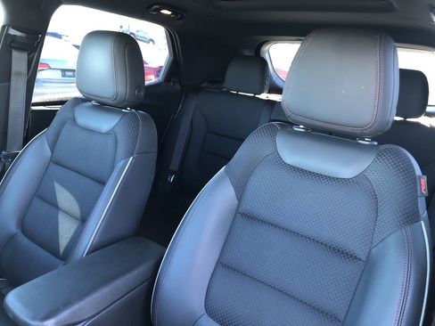 Used 2021 Chevrolet TrailBlazer RS w/ Sun and Liftgate Package image 14