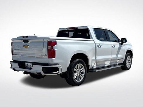 Used 2022 Chevrolet Silverado 1500 High Country AWD/4WD image 8