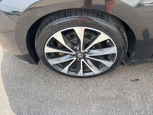 Used 2017 Nissan Maxima 3.5 SL FWD image 45