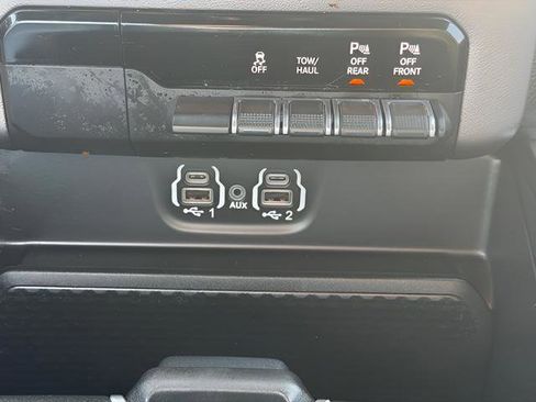 Used 2023 RAM 1500 Big Horn AWD/4WD image 22
