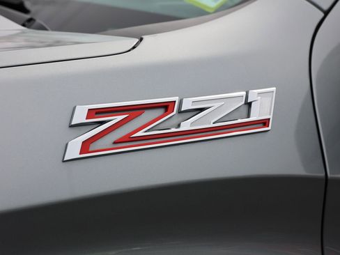 Used 2025 Chevrolet Silverado 1500 LT Trail Boss w/ Convenience Package II image 12