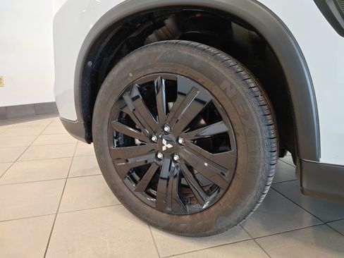 Used 2025 Mitsubishi Outlander Sport LE image 10