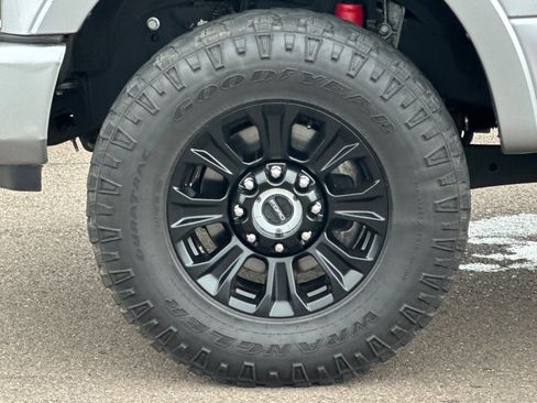 Used 2022 Ford F250 Lariat w/ Tremor Off-Road Package image 24