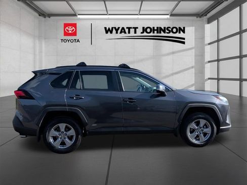 Certified 2024 Toyota RAV4 XLE w/ Convenience Package image 6