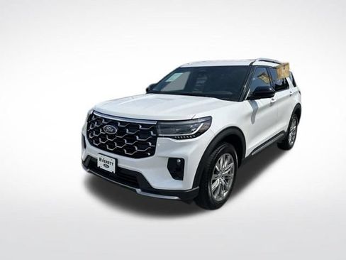 Used 2026 Ford Explorer Platinum AWD/4WD image 3
