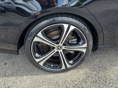 Used 2023 Mercedes-Benz C 300 Sedan image 7