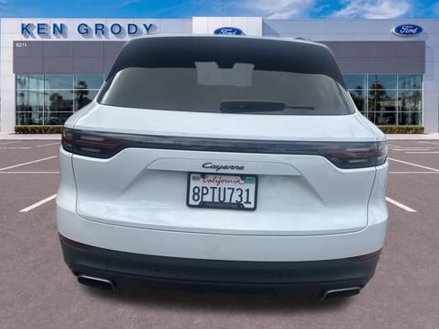 Used 2020 Porsche Cayenne AWD/4WD image 5