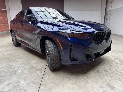 New 2026 BMW X6 xDrive40i image 7