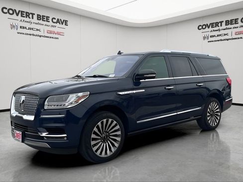 Used 2019 Lincoln Navigator L Reserve image 3