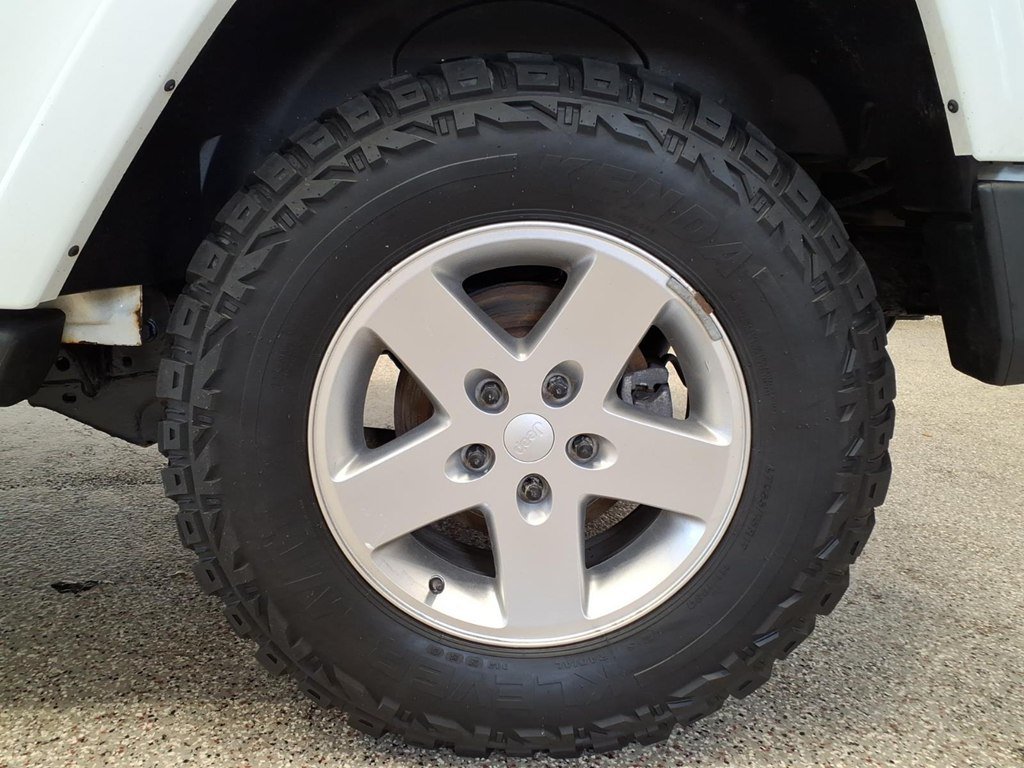 Used 2011 Jeep Wrangler Sport AWD/4WD image 7