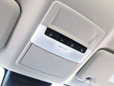 Certified 2025 Nissan Sentra SV FWD image 17