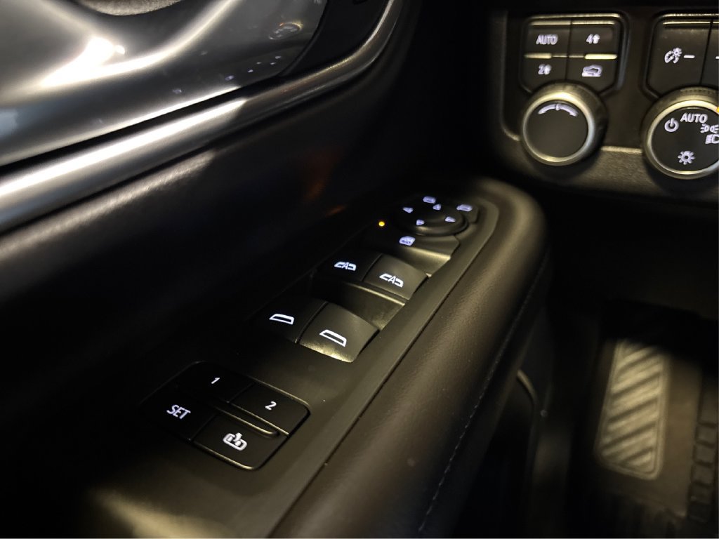 Used 2021 Chevrolet Tahoe LT AWD/4WD image 36