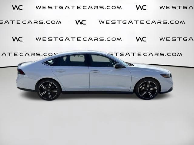 Used 2024 Honda Accord Sport image 5