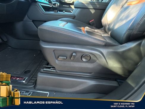 Used 2025 GMC Sierra 1500 AT4 w/ AT4 Premium Package image 15