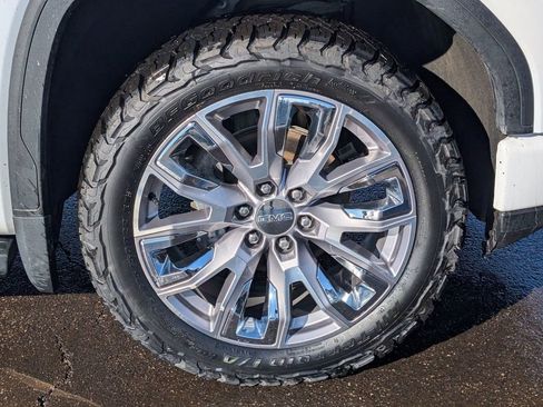 Used 2022 GMC Sierra 1500 Denali w/ Denali Reserve Package image 18