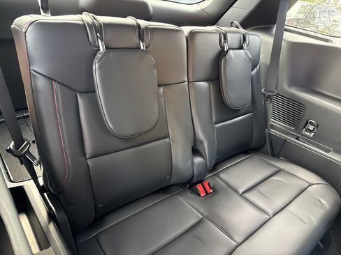 Certified 2025 Ford Explorer ST-Line w/ Premium Package RWD image 29