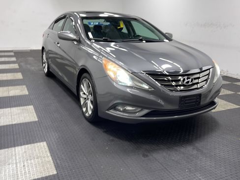 Used 2013 Hyundai Sonata SE w/ Navigation & Sunroof Pkg FWD image 23