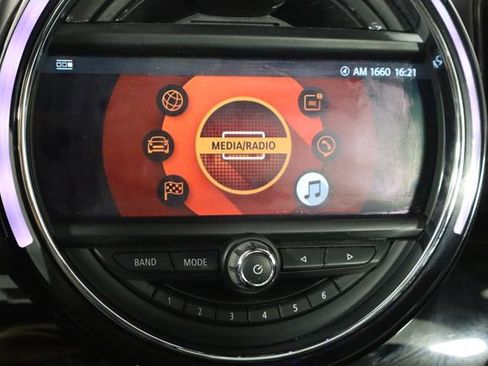 Used 2019 MINI Cooper Countryman S w/ Premium Package image 31