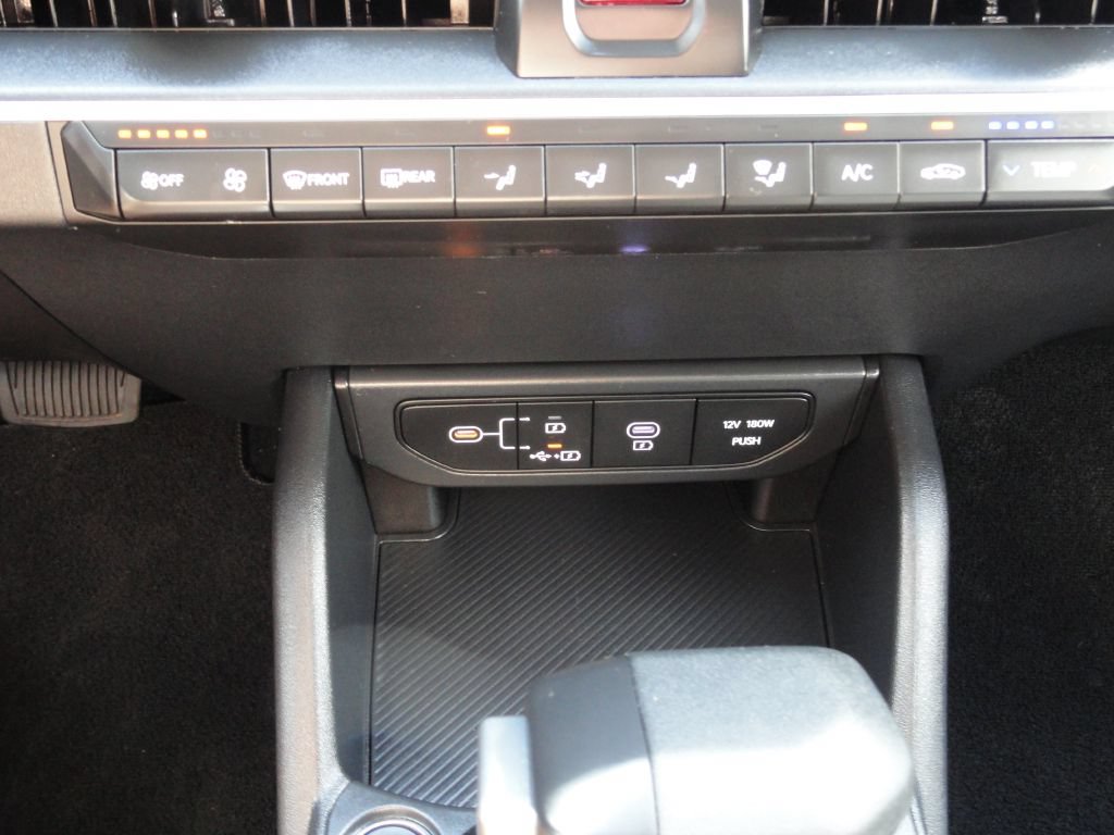 Used 2026 Kia K4 FWD image 17