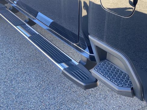 New 2024 GMC Sierra 3500 SLT w/ SLT Premium Package image 8