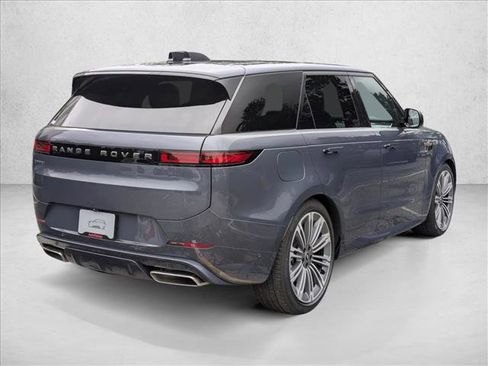 Used 2025 Land Rover Range Rover Sport Dynamic SE AWD/4WD image 5