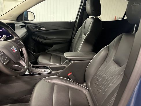 Used 2024 Buick Encore GX Avenir w/ Avenir Convenience Package AWD/4WD image 13