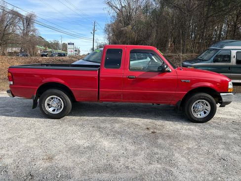 Used 1999 Ford Ranger XLT image 2