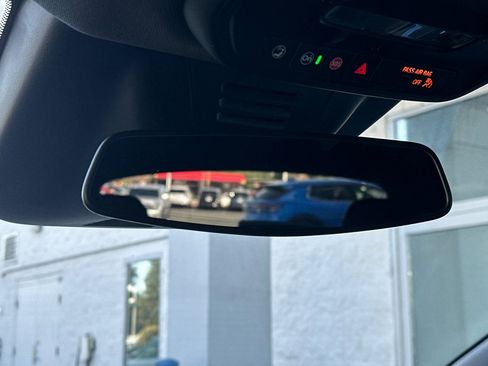 Used 2025 Chevrolet Equinox EV LT w/ Convenience Package image 26