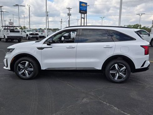 Used 2023 Kia Sorento S w/ Panoramic Sunroof Package FWD image 6