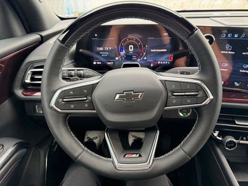 New 2026 Chevrolet Traverse Z71 w/ Enhanced Driving Package AWD/4WD image 18