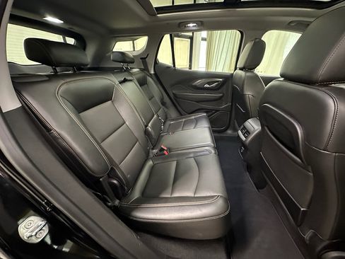 Used 2019 GMC Terrain SLT w/ GMC Pro Grade Package image 20