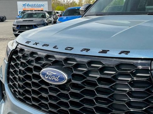 New 2026 Ford Explorer ST w/ Sun And Sound Package AWD/4WD image 9