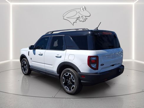 Used 2023 Ford Bronco Sport Outer Banks w/ Tech Package image 3