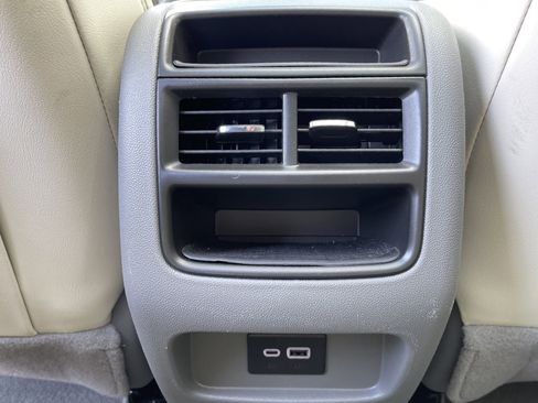 Certified 2025 Cadillac XT5 Premium Luxury image 43