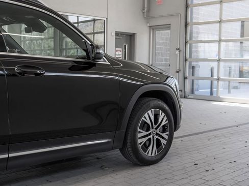 Used 2026 Mercedes-Benz GLB 250 4MATIC image 30