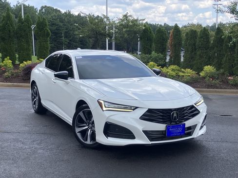 Used 2024 Acura TLX w/ Technology Package FWD image 2