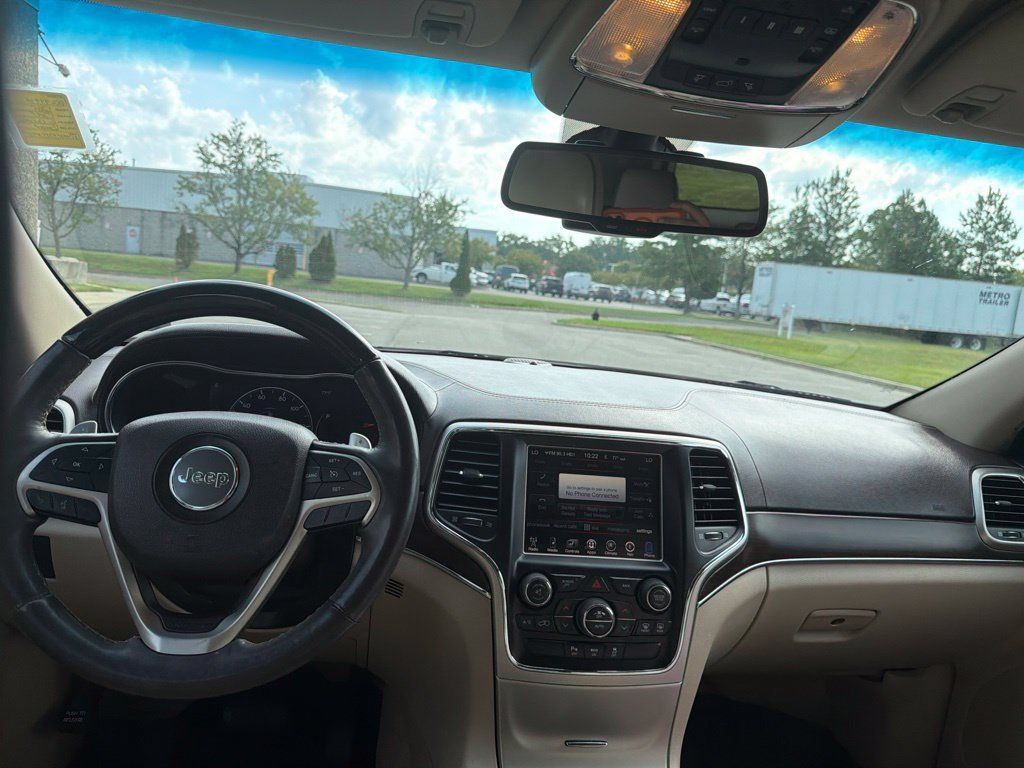 Used 2015 Jeep Grand Cherokee Overland AWD/4WD image 13