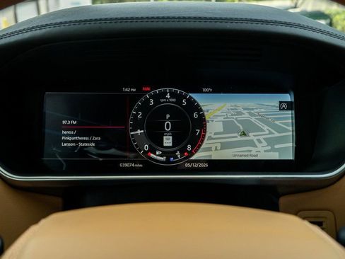 Used 2020 Land Rover Range Rover Autobiography AWD/4WD image 17