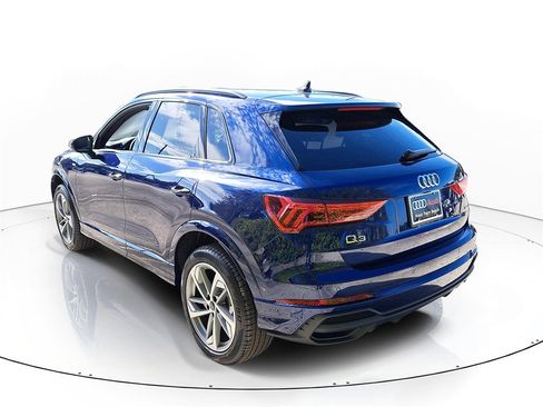 New 2025 Audi Q3 2.0T Premium image 3