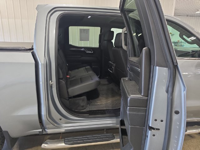 Used 2024 Chevrolet Silverado 1500 LTZ AWD/4WD image 27