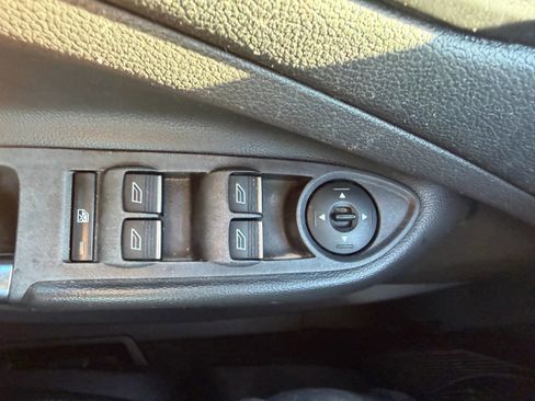 Used 2017 Ford Escape Titanium w/ Equipment Group 301A AWD/4WD image 24