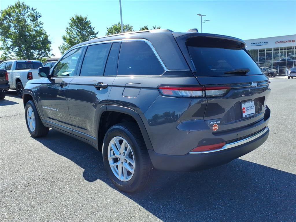 New 2026 Jeep Grand Cherokee Laredo AWD/4WD image 7