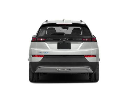 Used 2023 Chevrolet Bolt EUV Premier w/ Sun & Sound Package FWD image 8