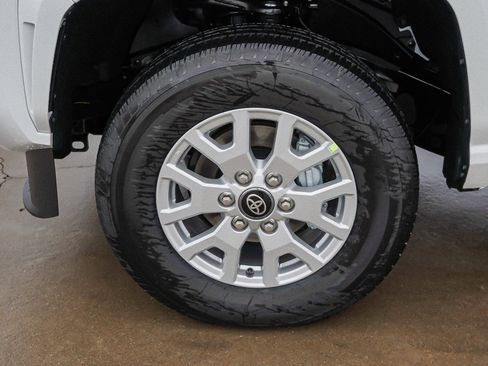 New 2026 Toyota Tacoma SR5 image 12