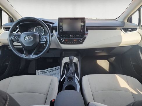 Used 2021 Toyota Corolla LE w/ Carpet Mat Package (TMS) FWD image 11