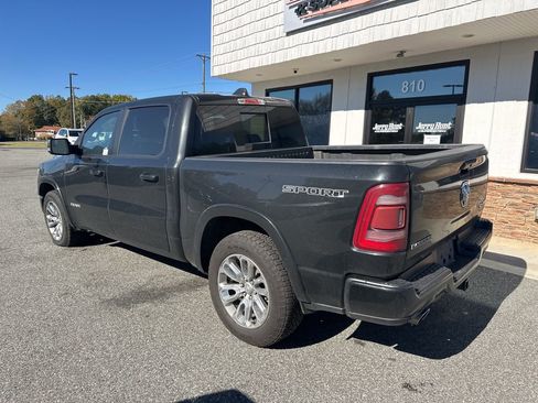 Used 2022 RAM 1500 Laramie w/ Sport Appearance Package image 6