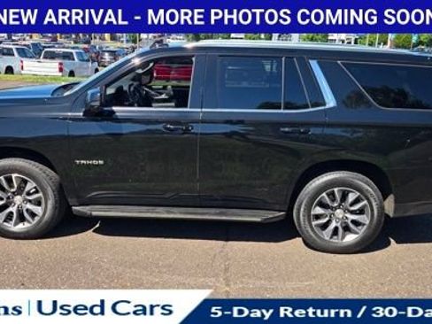 Used 2023 Chevrolet Tahoe LT w/ LT Signature Package AWD/4WD image 5