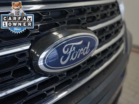 Certified 2023 Ford Explorer XLT w/ Class IV Trailer Tow Package image 19