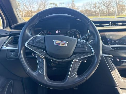 Used 2023 Cadillac XT5 Sportv image 22