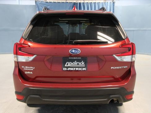 Used 2023 Subaru Forester Premium image 37